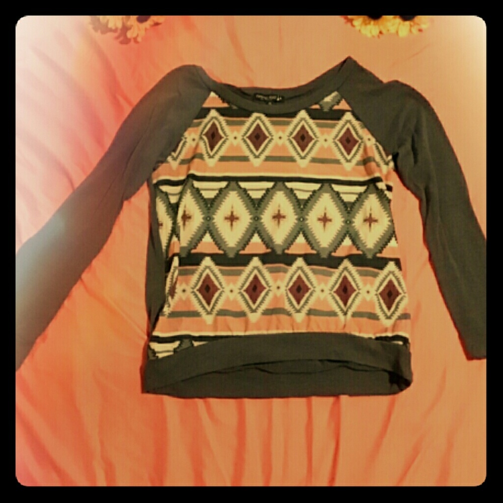 Living doll Geo print long sleeve tee